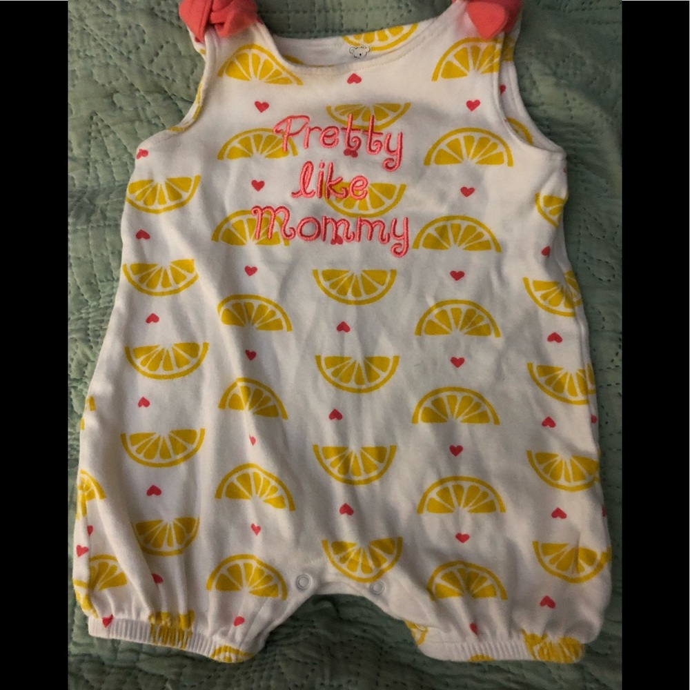 Koalababy 6-9 month Romper with lemons and hearts.